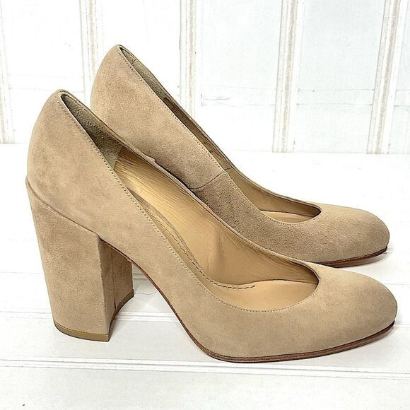 Stuart Weitzman Shoes - Stuart Weitzman Tan Suede Round Toe Pumps